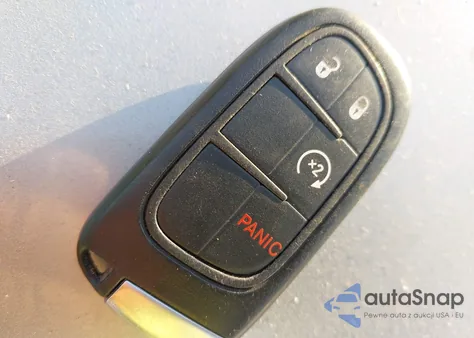 2015 Jeep Cherokee Limited z USA, uszkodzony, nr VIN 1C4PJLDS8FW517805